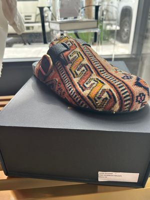 King Kenndey Rug Mules M12