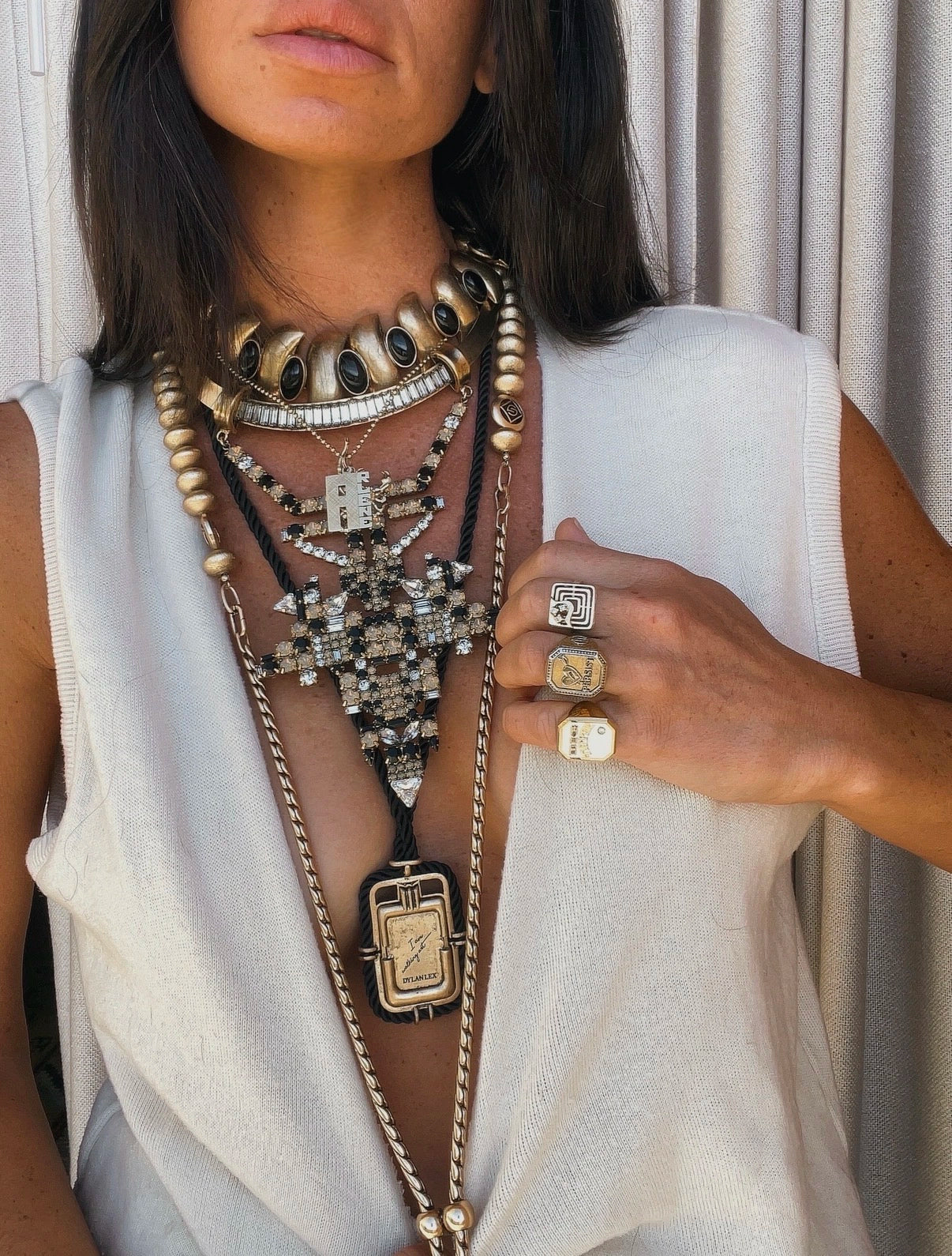 RAYE Necklace