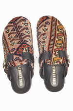 King Kenndey Rug Mules M12